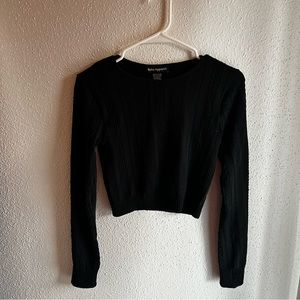Black long sleeve spandex cropped top